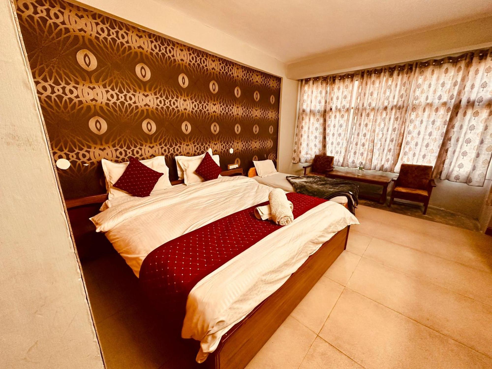 Hotel D Kanchan Manali Extérieur photo
