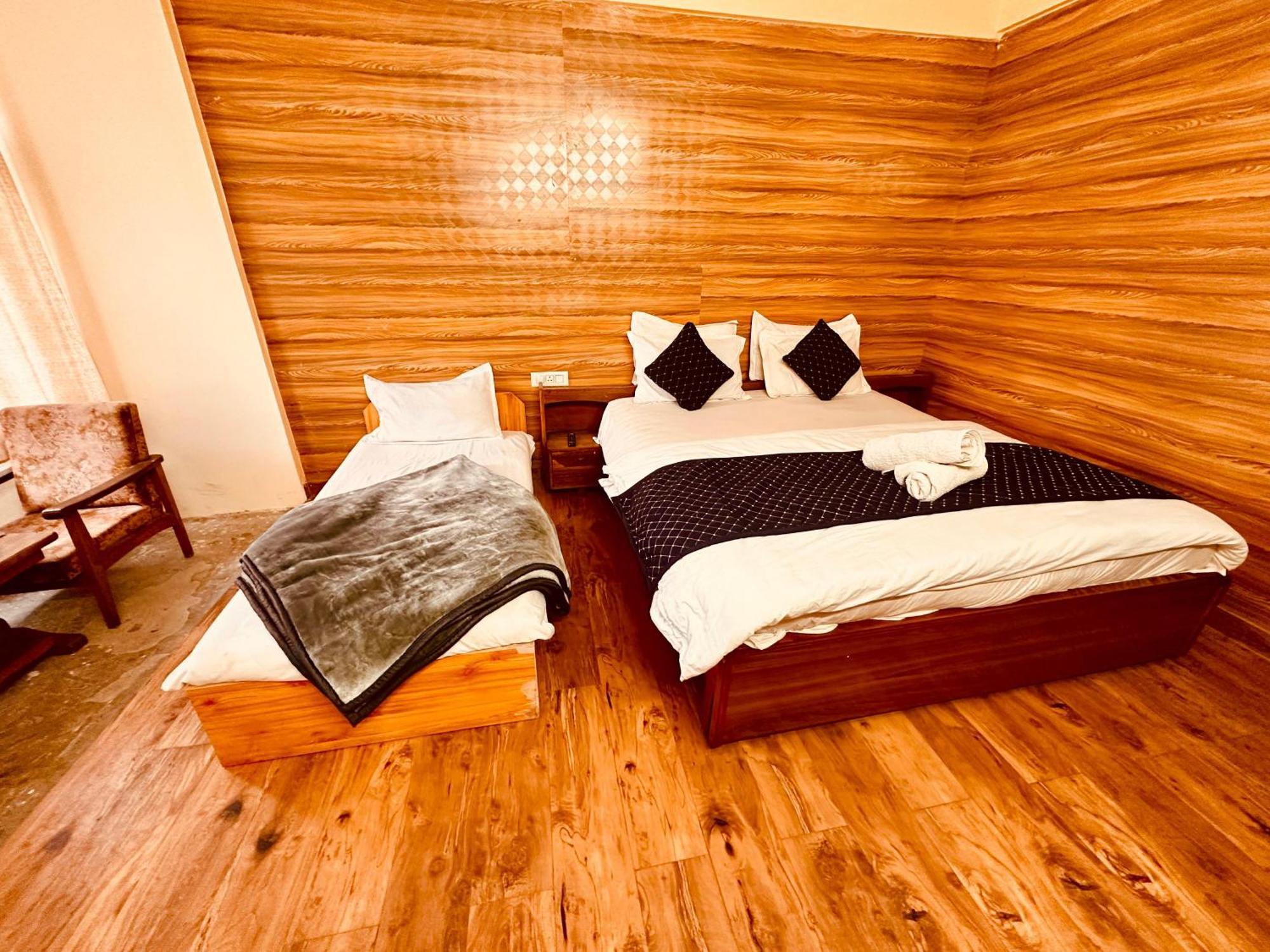 Hotel D Kanchan Manali Extérieur photo