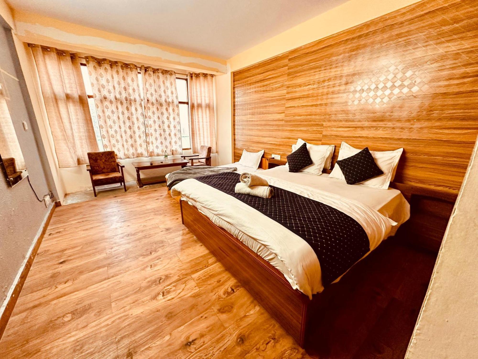 Hotel D Kanchan Manali Extérieur photo
