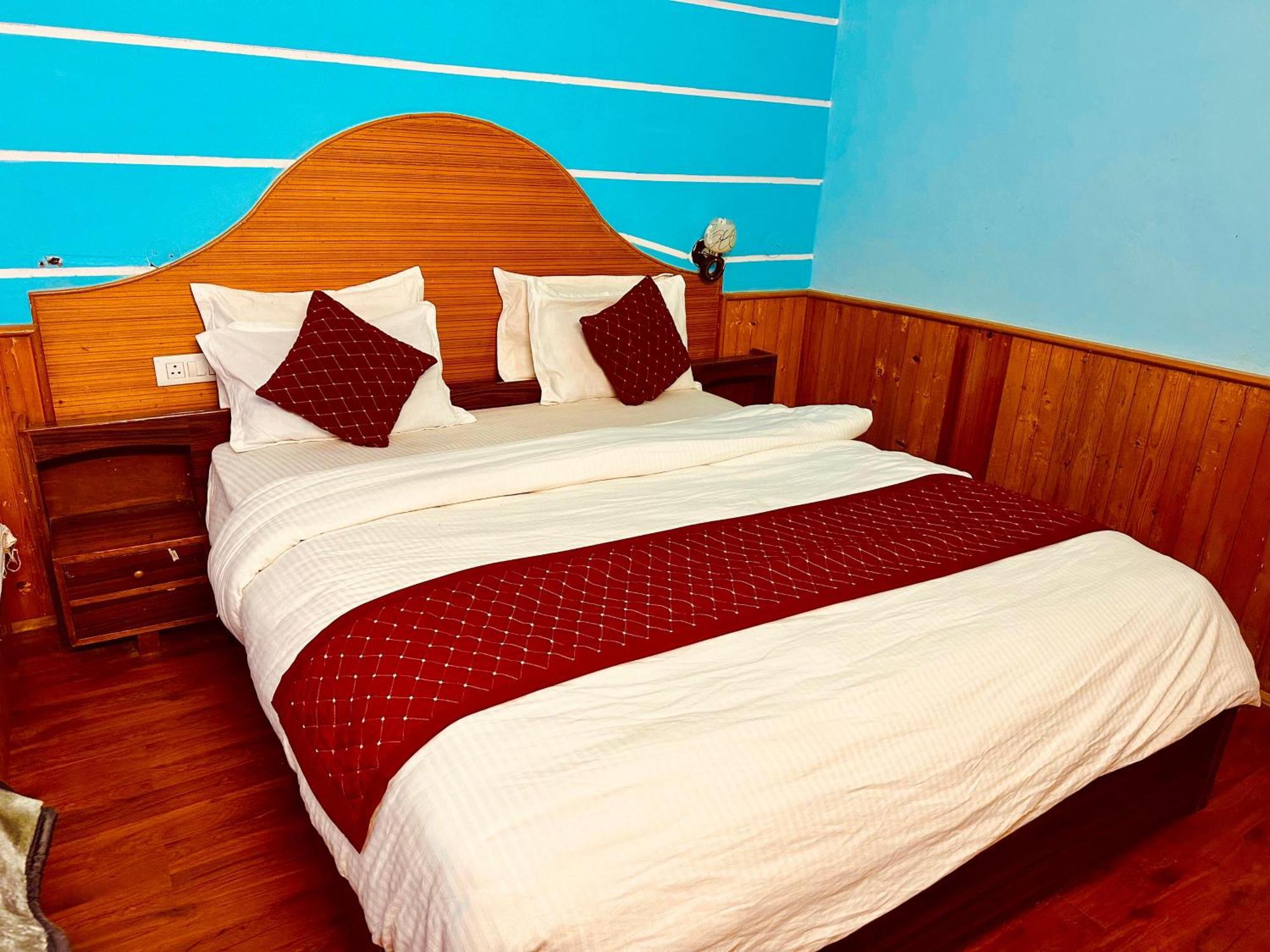 Hotel D Kanchan Manali Extérieur photo